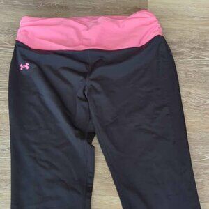 Under armour women's large heat gear Capri length leggings